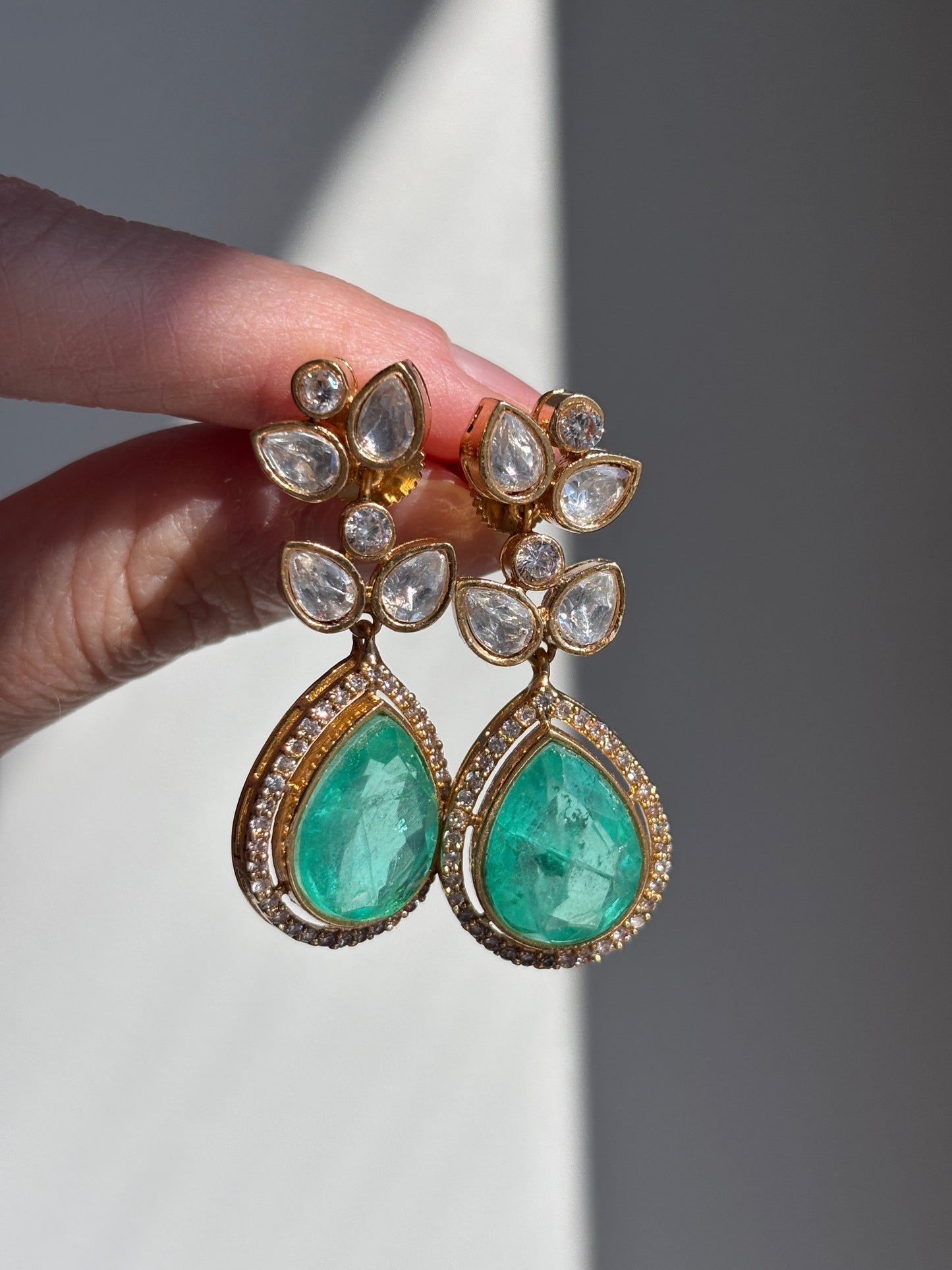 Reejh Emerald Set