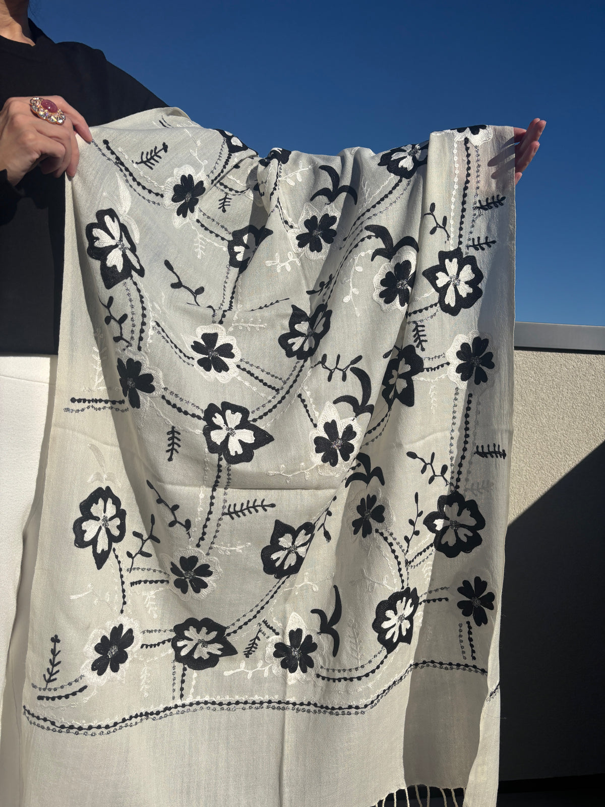 Aari Shawl