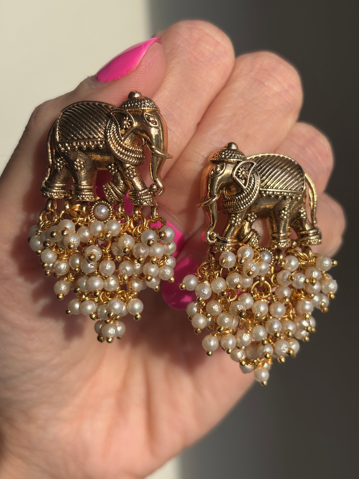 Elle Earrings