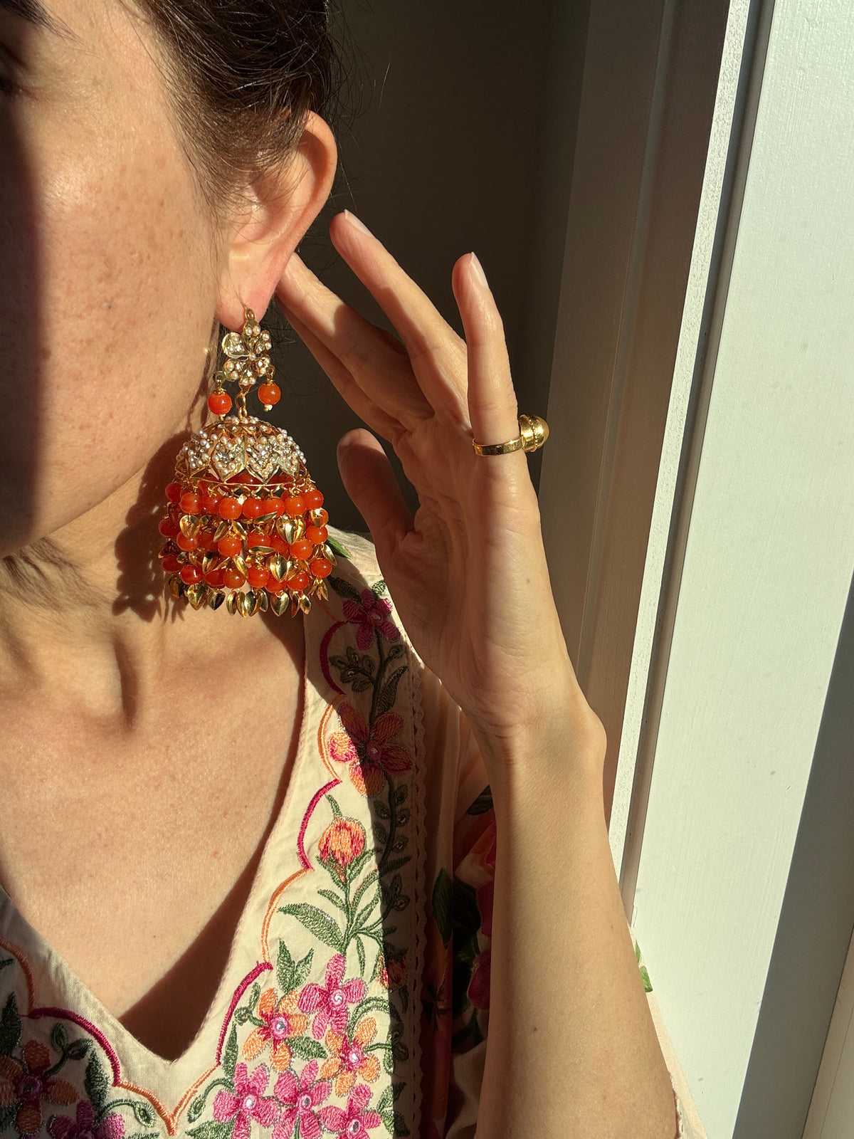 Izra Jhumki
