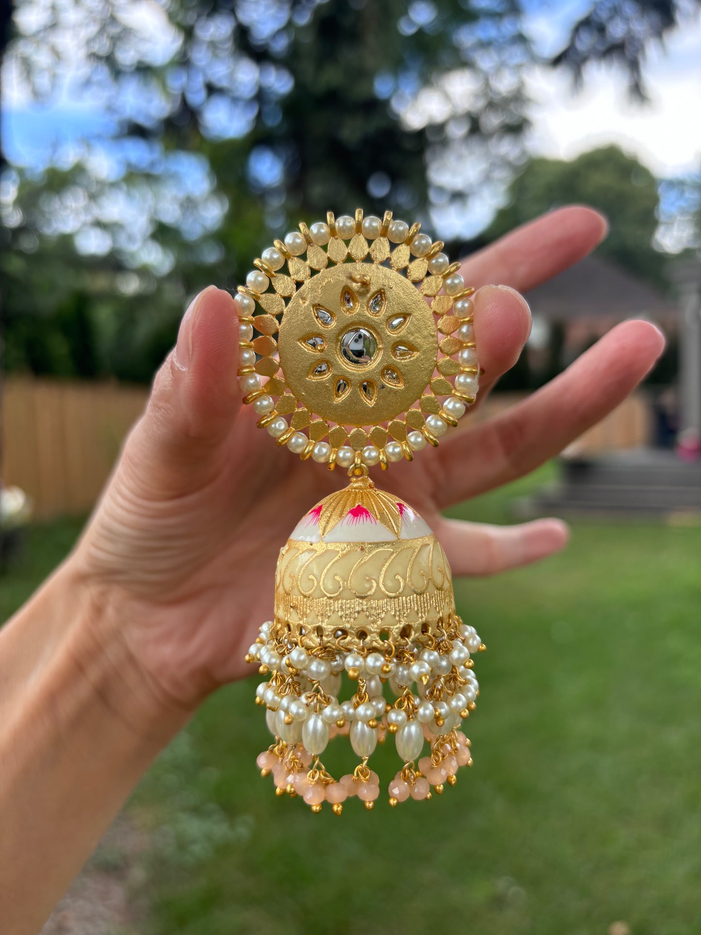 Freya Jhumkis