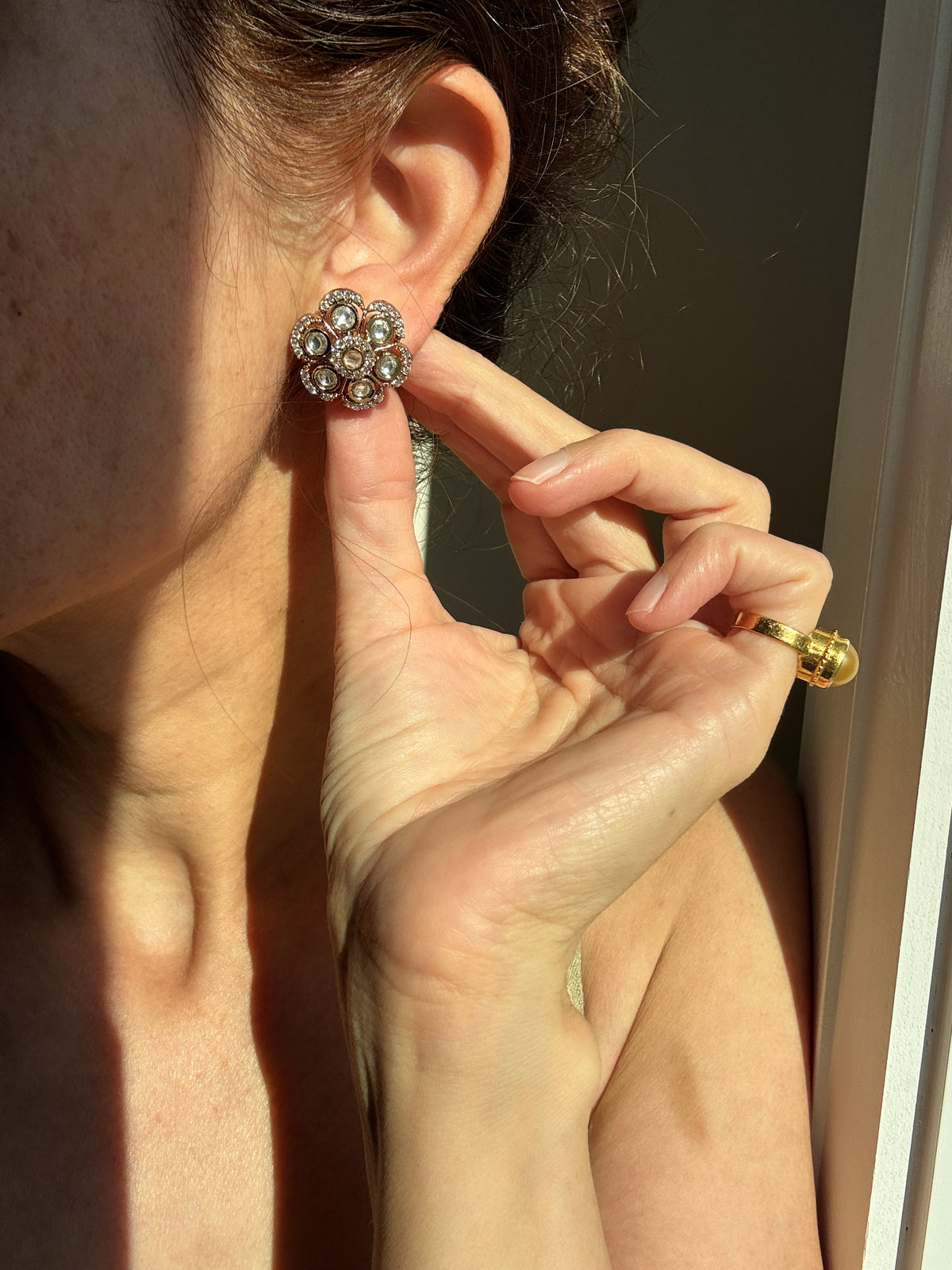 Maahi Studs