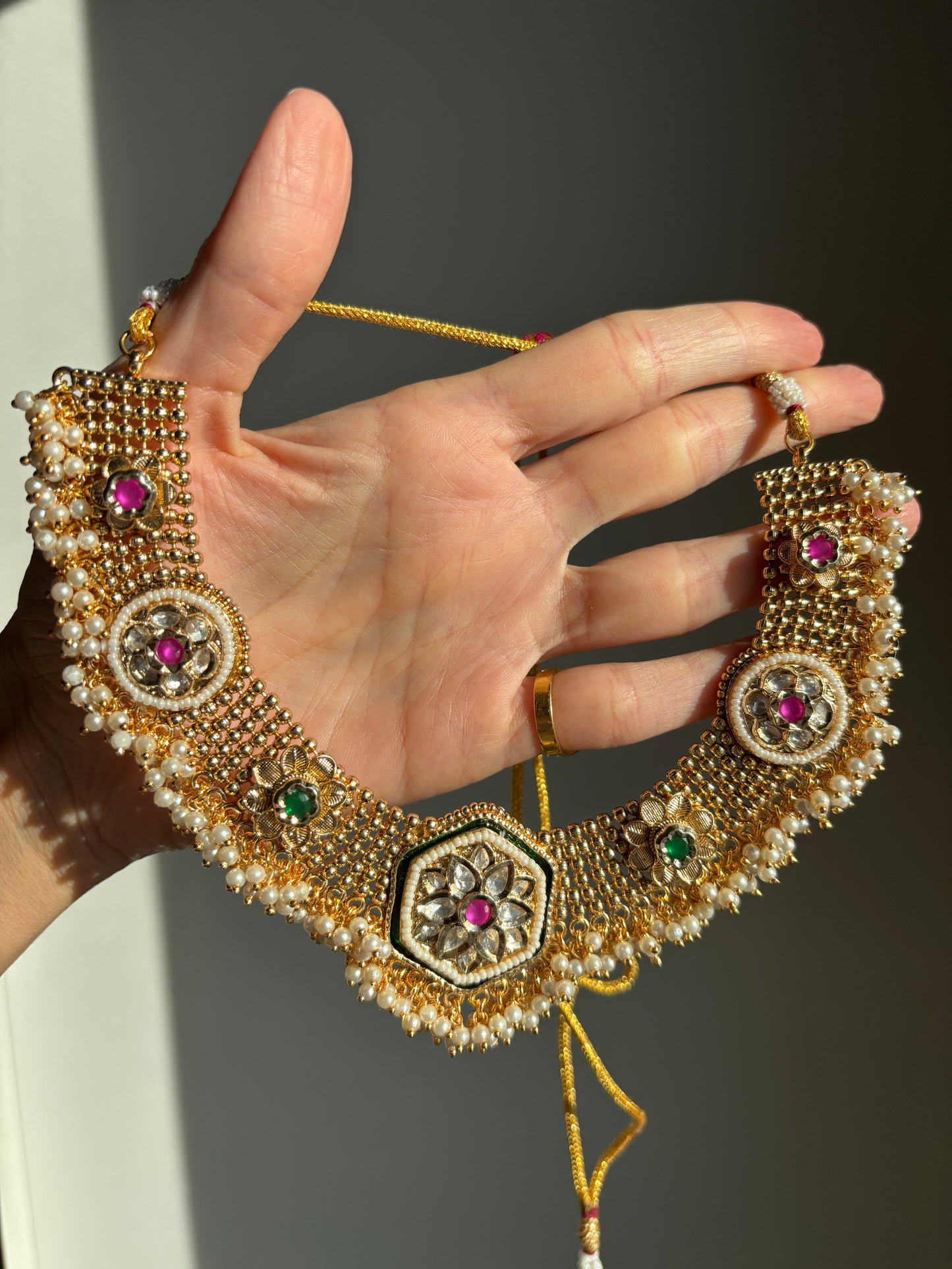 Malti Kundan Set