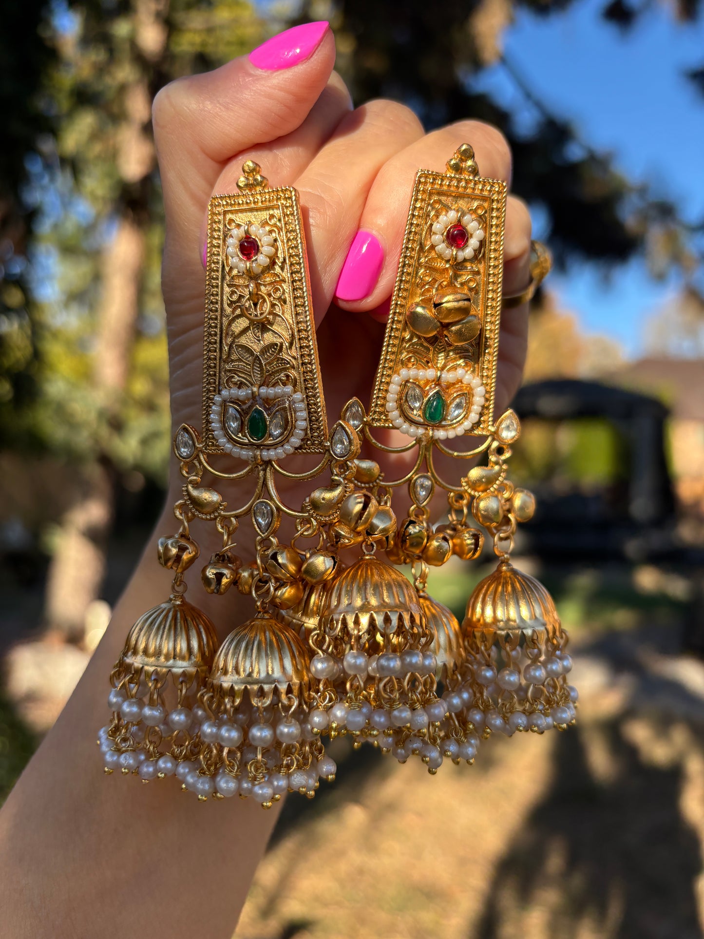 Suhani Jhumki