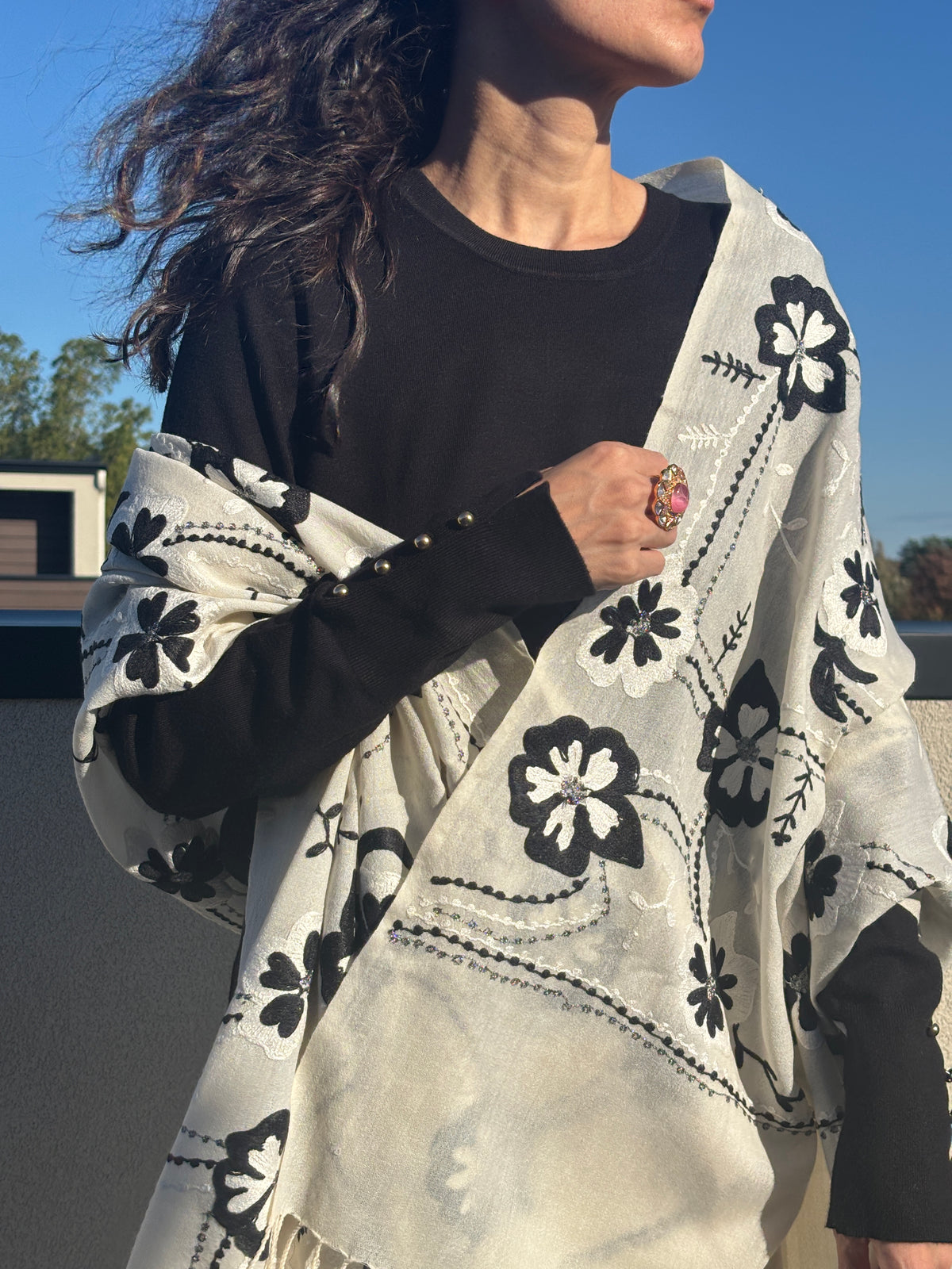 Aari Shawl