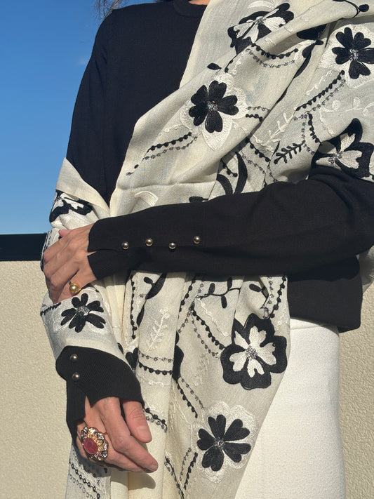 Aari Shawl