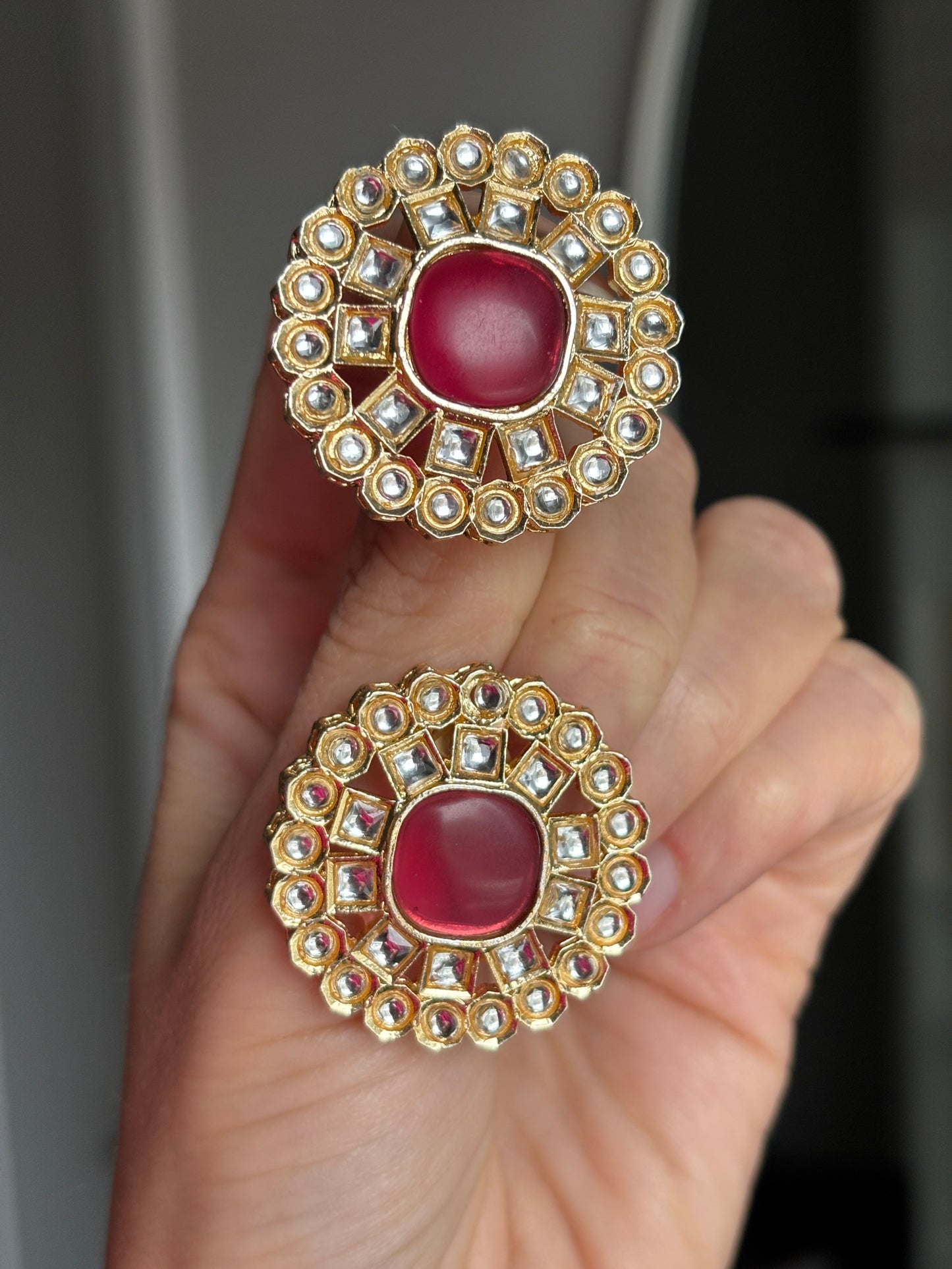 Reena Studs