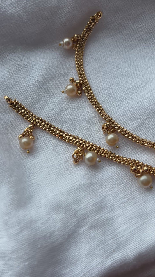 Riti Anklets