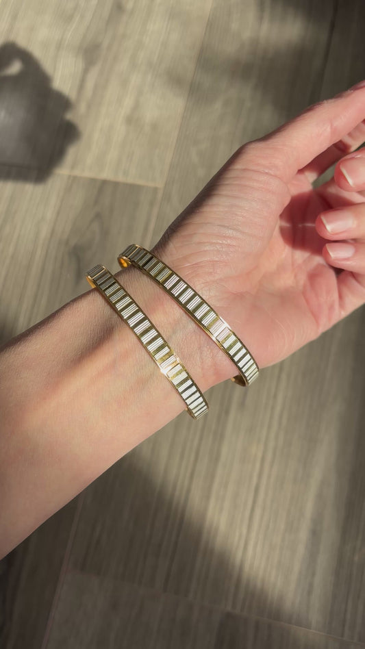 Mansi Bangles